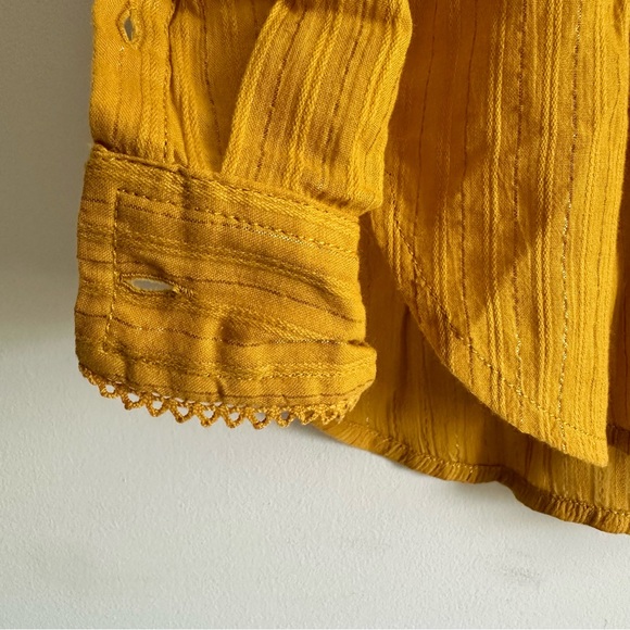 NWT ๐ Anthropologie Pilcro Yellow Lace Blouse - Size 2 - Picture 3 of 5